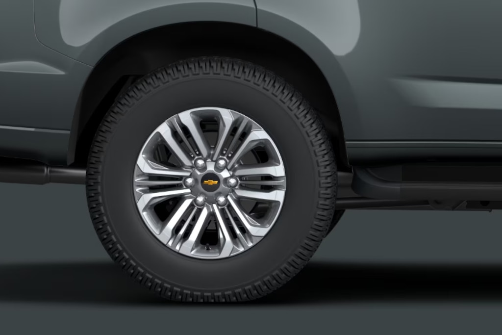 Chevrolet Trailblazer destacando os recursos de segurança como 6 airbags, controle eletrônico de estabilidade, alerta de ponto cego